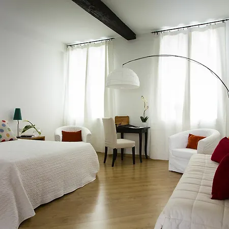 Carducci * Milaan